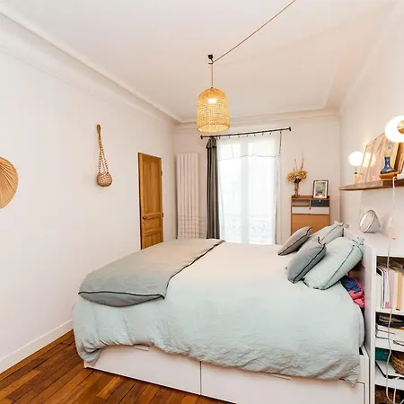 Spacious Luxury Near Monmartre Paris