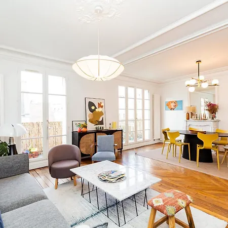 Spacious Luxury Near Monmartre Apartment *